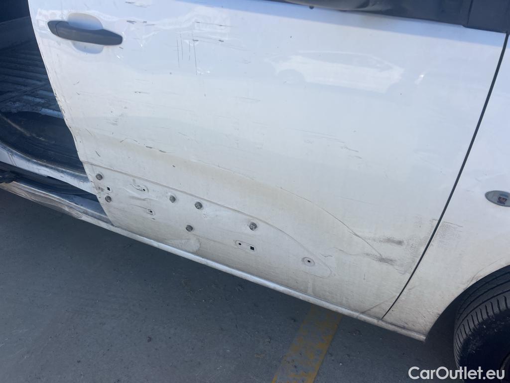  Opel  Combo OPEL  / 2018 / 3P / furgón derivado de turismo 1.5 TD 75kW (100CV) Express L H1 650kg #38