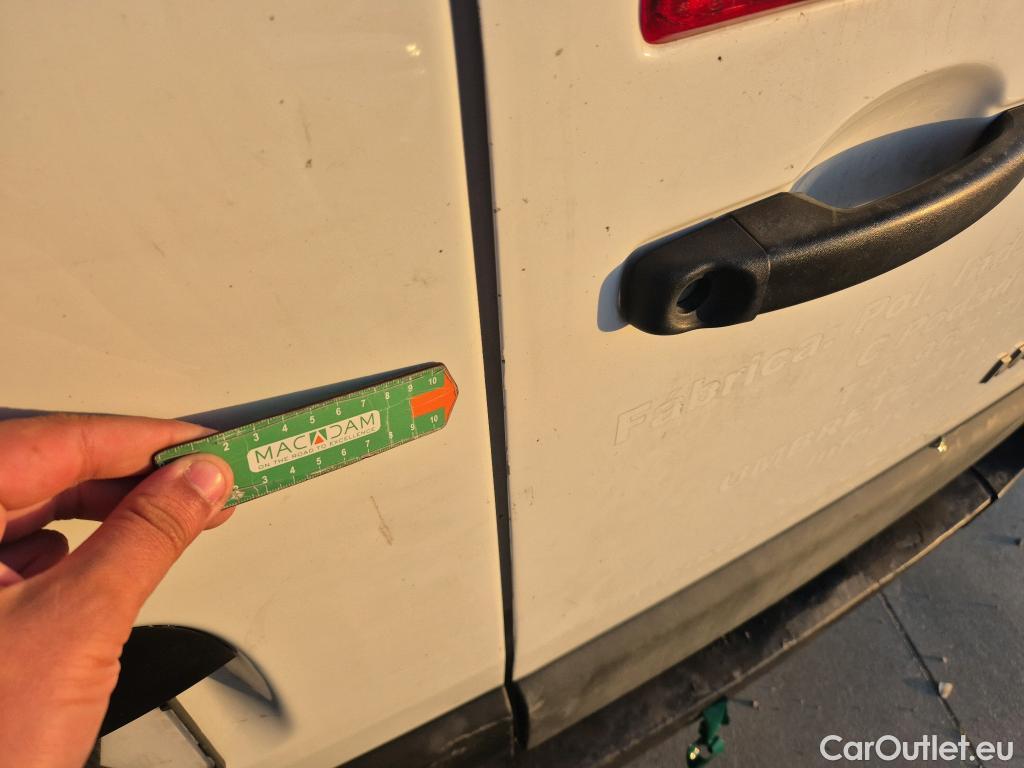  Opel  Movano OPEL  / 2010 / 4P / furgón 2.3 CDTI S/S 107kW (145CV) L3 H2 F 3.5t #64