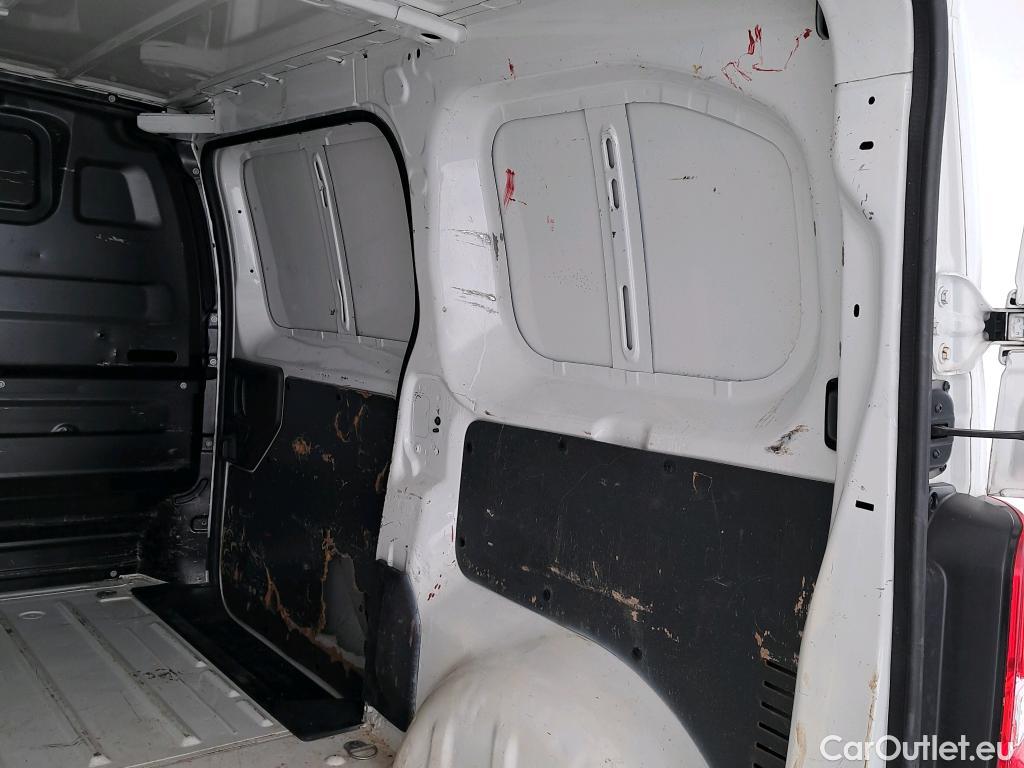  Peugeot  Expert PEUGEOT  / 2016 / 4P / furgón Furgón Pro 1.5 BlueHDi 120 S&S Standard #9