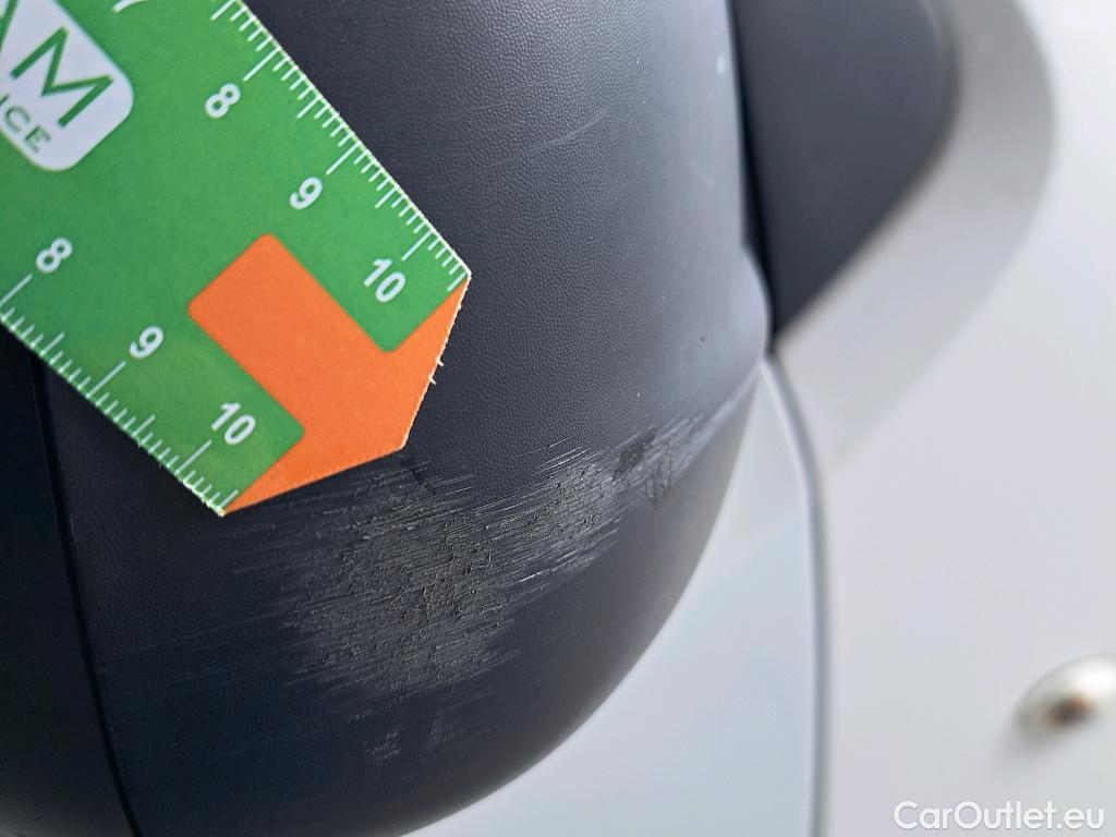  Peugeot  Expert PEUGEOT  / 2016 / 4P / furgón Furgón Pro 1.5 BlueHDi 120 S&S Standard #83