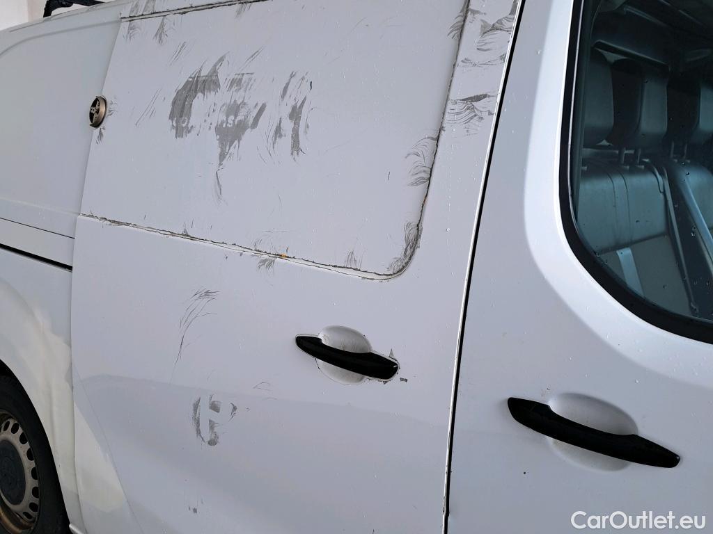  Peugeot  Expert PEUGEOT  / 2016 / 4P / furgón Furgón Pro 1.5 BlueHDi 120 S&S Standard #48