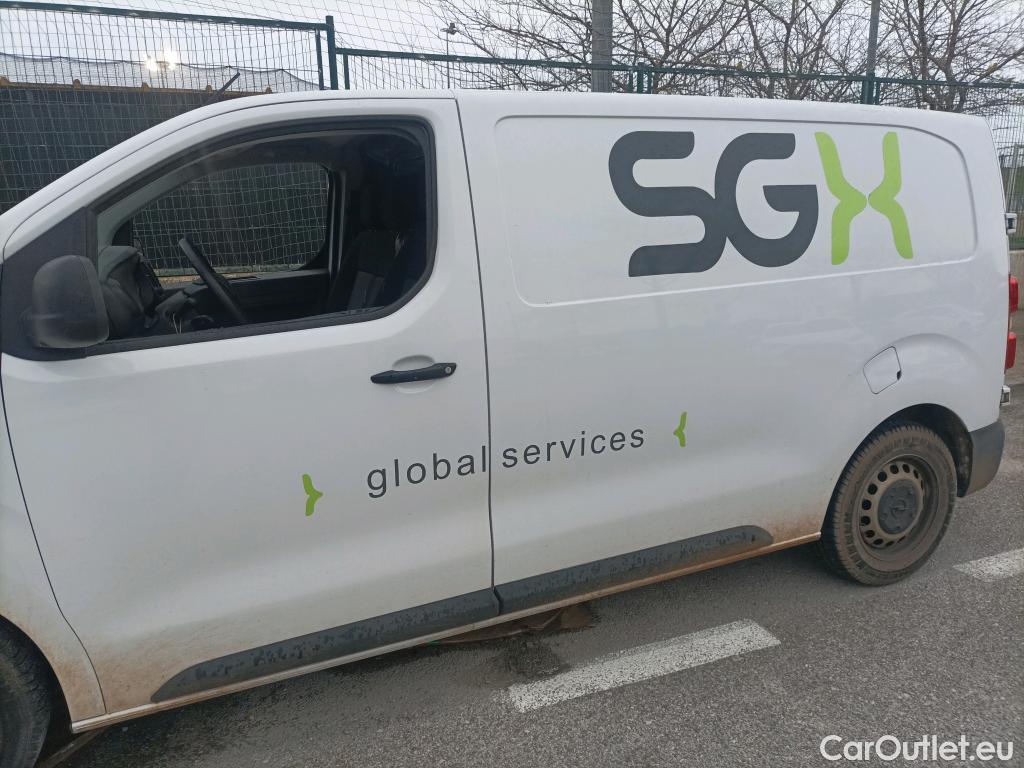  Opel  Vivaro OPEL  3 Plazas furgón 1.5 BlueHDi 88kW (120CV) M Std #4