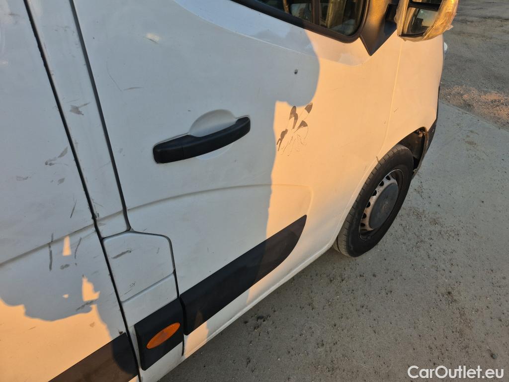  Opel  Movano OPEL  / 2010 / 4P / furgón 2.3 CDTI S/S 107kW (145CV) L3 H2 F 3.5t #53