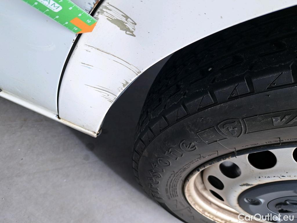  Peugeot  Expert PEUGEOT  / 2016 / 4P / furgón Furgón Pro 1.5 BlueHDi 120 S&S Standard #38