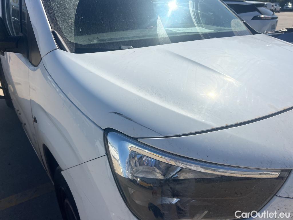  Opel  Combo OPEL  / 2018 / 3P / furgón derivado de turismo 1.5 TD 75kW (100CV) Express L H1 650kg #40