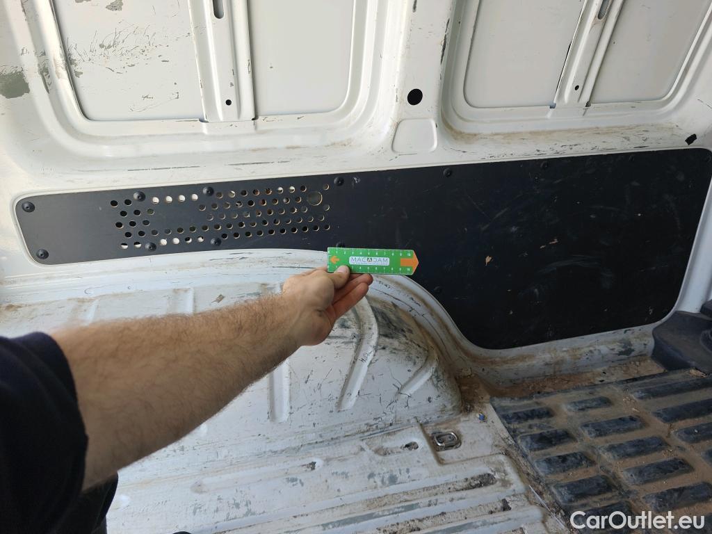  Volkswagen  Caddy VOLKSWAGEN  VU 4p 4G furgón derivado de t Profesional Furgón 2.0 TDI 55kW BMT #83