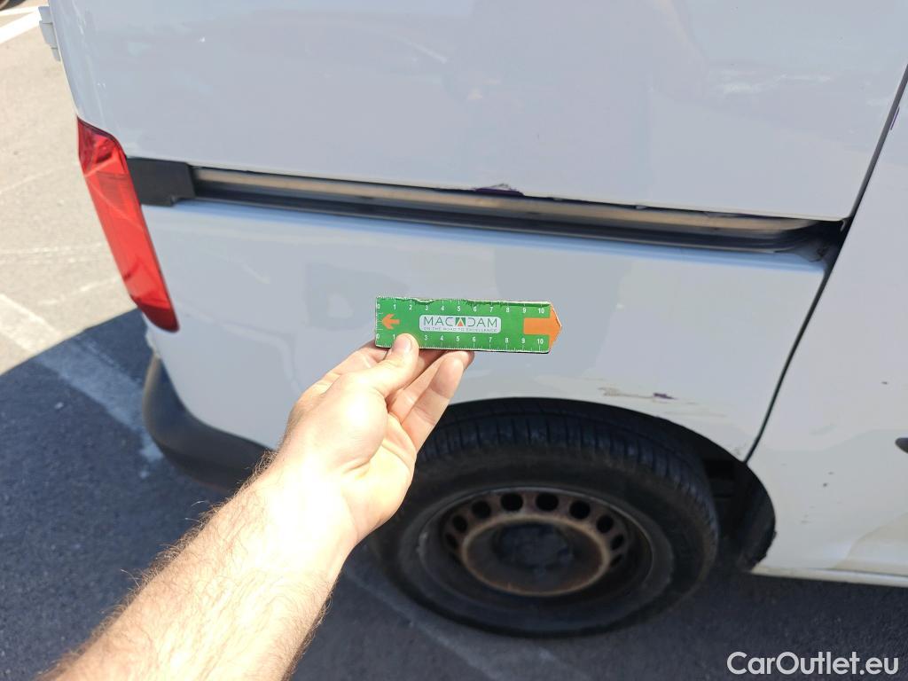  Volkswagen  Caddy VOLKSWAGEN  VU 4p 4G furgón derivado de t Profesional Furgón 2.0 TDI 55kW BMT #10