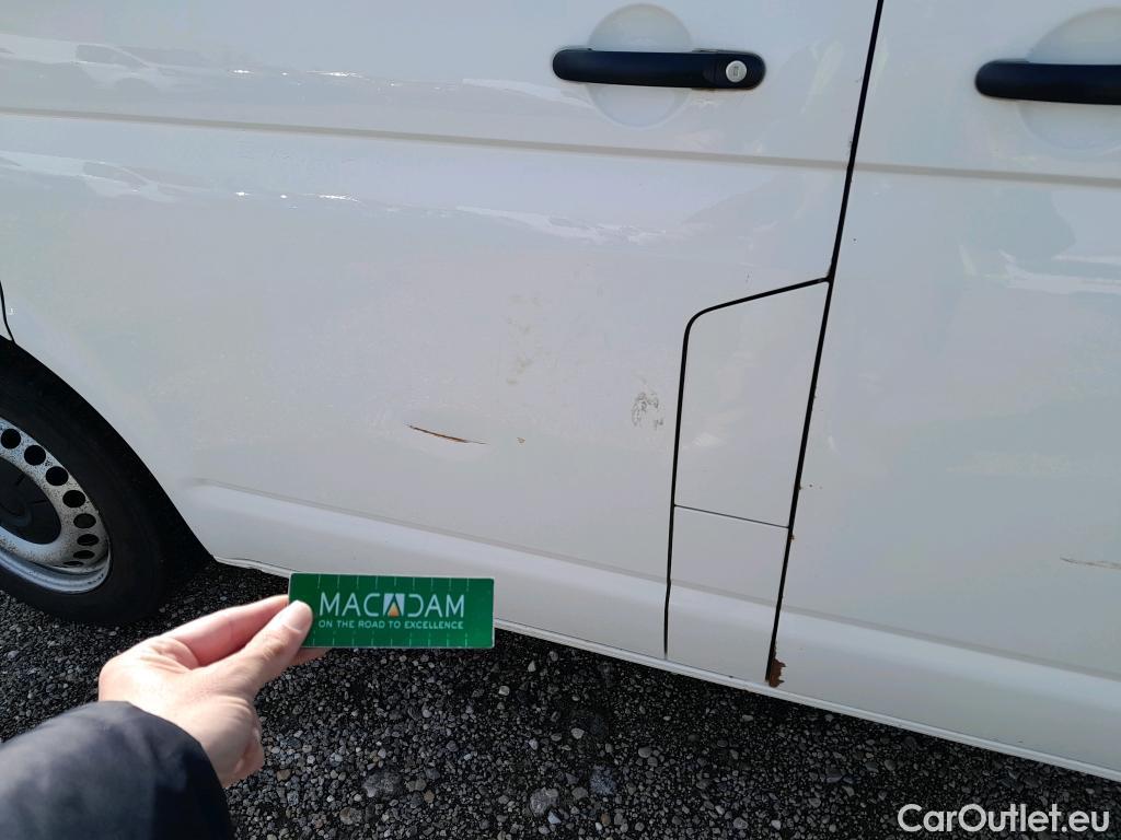  Land Rover  Discovery VOLKSWAGEN Transporter / 2020 / 4P / furgón Furgón Corto TN 2.0 TDI 110kW 4MO #14