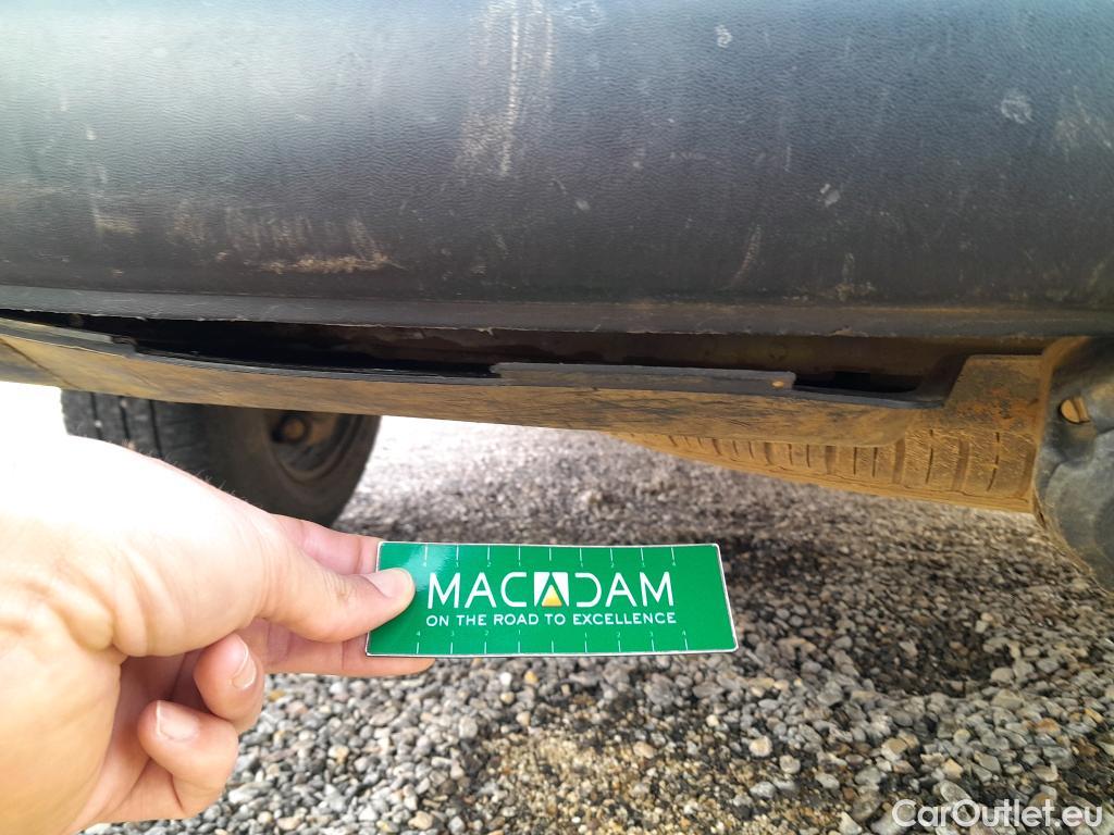  Land Rover  Discovery VOLKSWAGEN Transporter / 2020 / 4P / furgón Furgón Corto TN 2.0 TDI 110kW 4MO #18