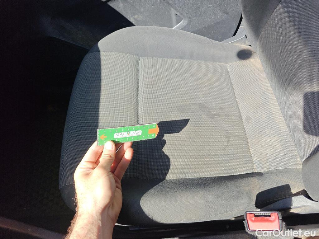  Volkswagen  Caddy VOLKSWAGEN  VU 4p 4G furgón derivado de t Profesional Furgón 2.0 TDI 55kW BMT #54