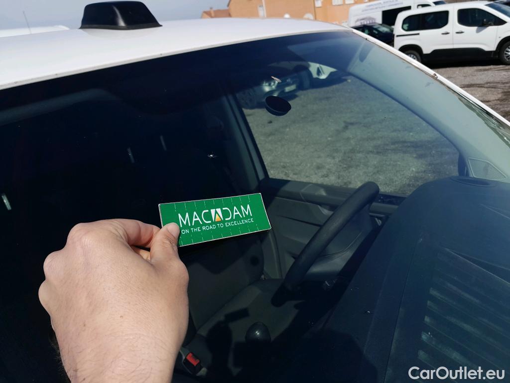  Land Rover  Discovery VOLKSWAGEN Transporter / 2020 / 4P / furgón Furgón Corto TN 2.0 TDI 110kW 4MO #27