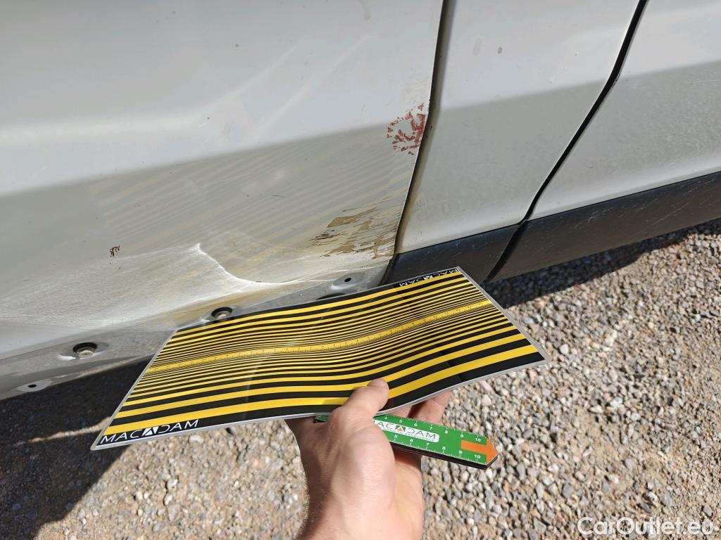  Renault  Trafic RENAULT  / 2019 / 4P / furgón Furgón 27 L1H1 Energy BluedCi 88 kW #13