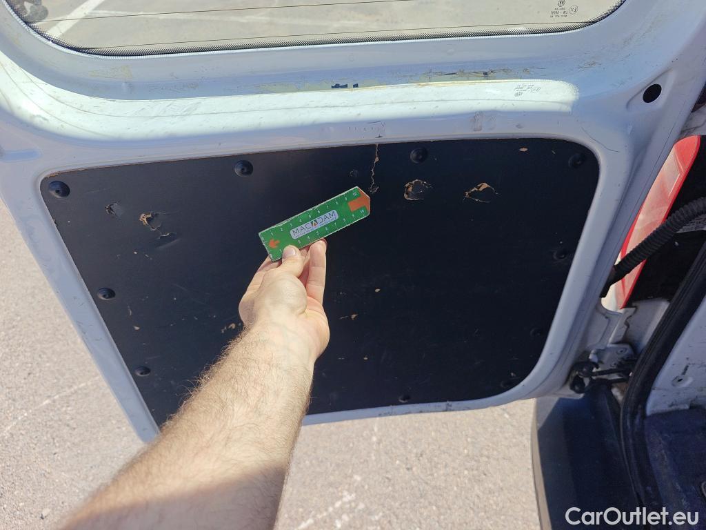  Volkswagen  Caddy VOLKSWAGEN  VU 4p 4G furgón derivado de t Profesional Furgón 2.0 TDI 55kW BMT #77