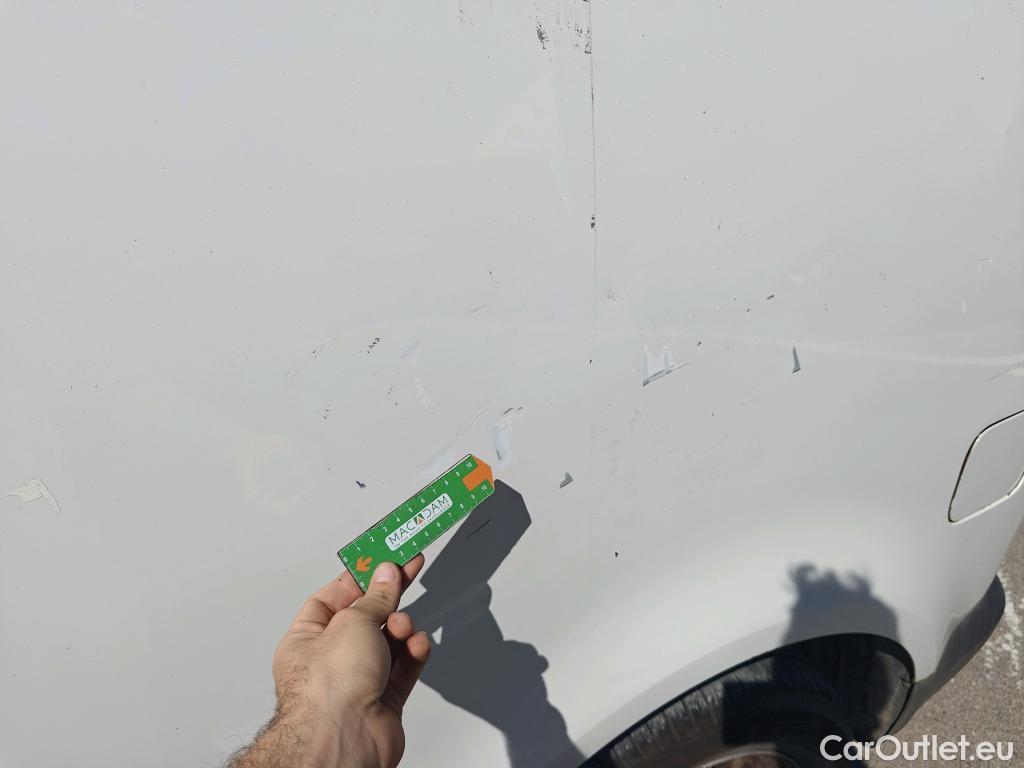  Volkswagen  Caddy VOLKSWAGEN  VU 4p 4G furgón derivado de t Profesional Furgón 2.0 TDI 55kW BMT #17