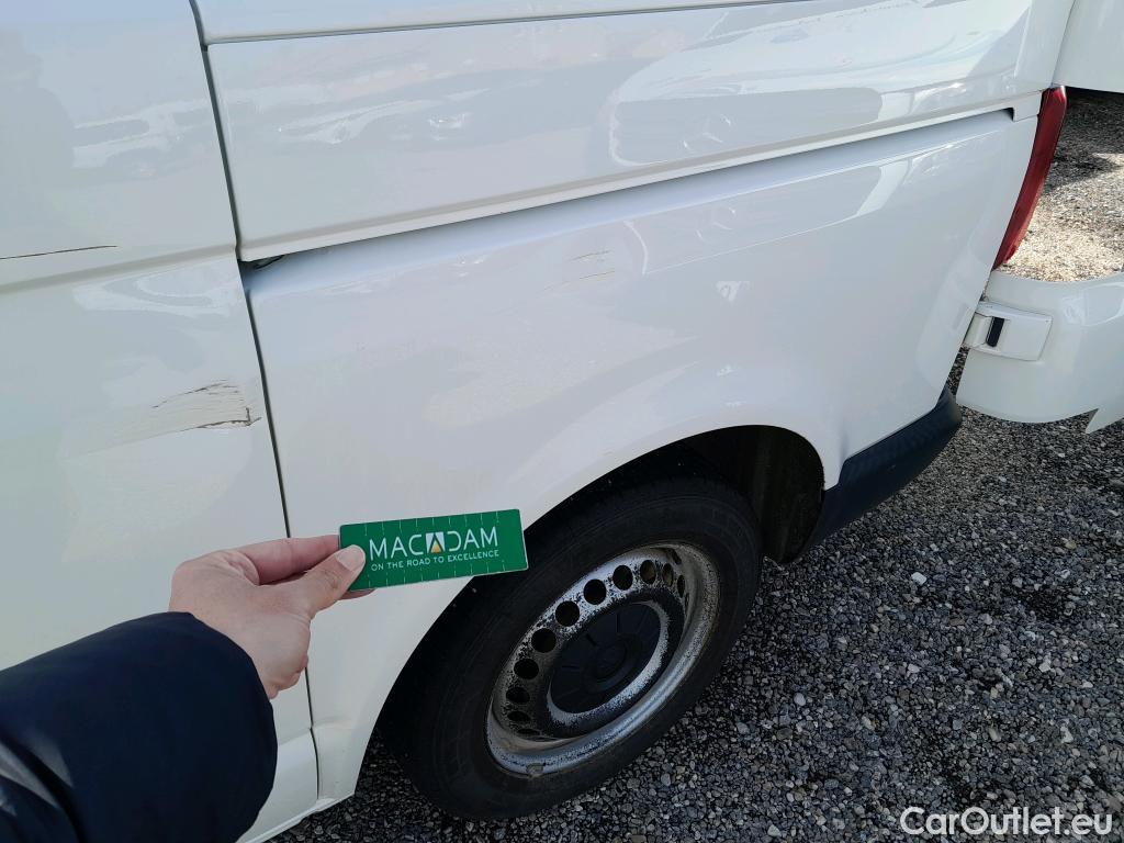  Land Rover  Discovery VOLKSWAGEN Transporter / 2020 / 4P / furgón Furgón Corto TN 2.0 TDI 110kW 4MO #1