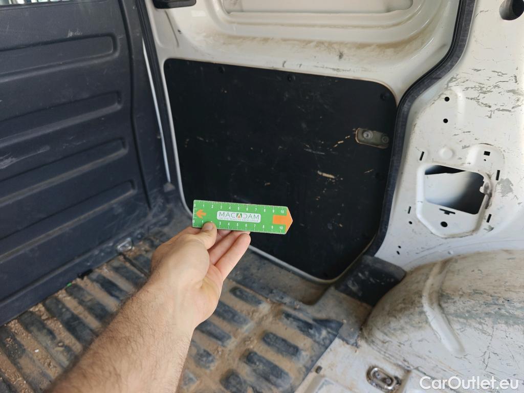  Volkswagen  Caddy VOLKSWAGEN  VU 4p 4G furgón derivado de t Profesional Furgón 2.0 TDI 55kW BMT #70