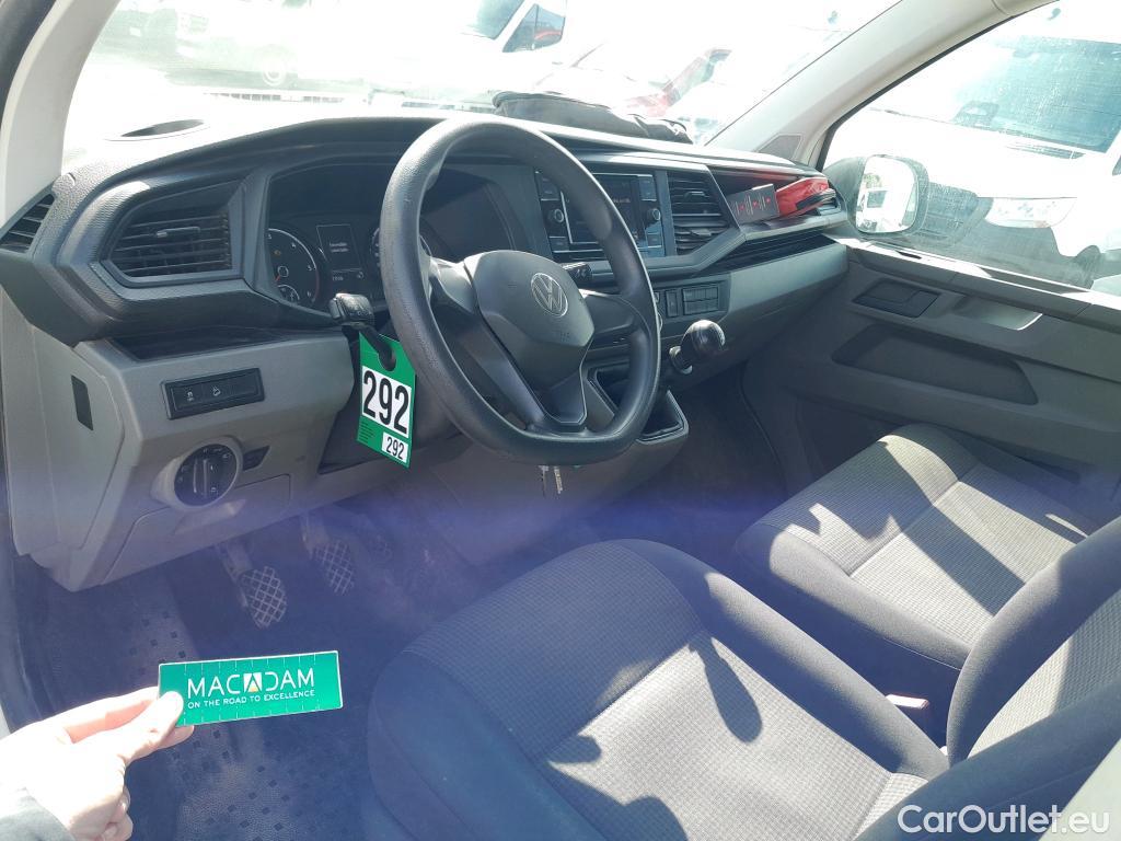  Land Rover  Discovery VOLKSWAGEN Transporter / 2020 / 4P / furgón Furgón Corto TN 2.0 TDI 110kW 4MO #46