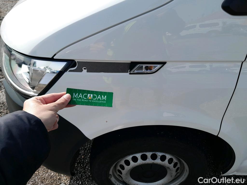  Land Rover  Discovery VOLKSWAGEN Transporter / 2020 / 4P / furgón Furgón Corto TN 2.0 TDI 110kW 4MO #40