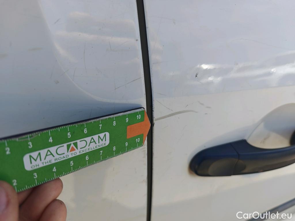  Volkswagen  Caddy VOLKSWAGEN  VU 4p 4G furgón derivado de t Profesional Furgón 2.0 TDI 55kW BMT #47