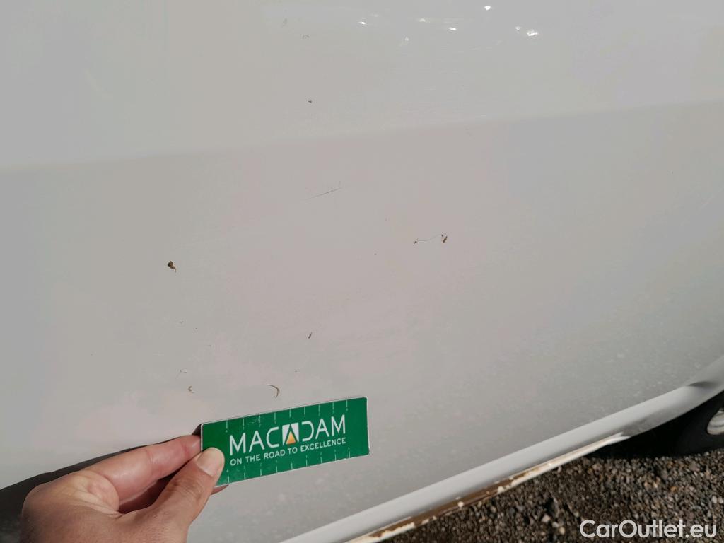  Land Rover  Discovery VOLKSWAGEN Transporter / 2020 / 4P / furgón Furgón Corto TN 2.0 TDI 110kW 4MO #20