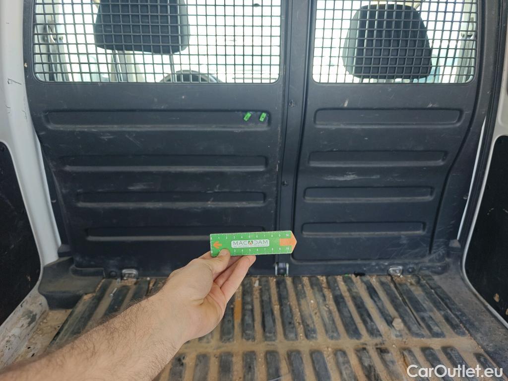  Volkswagen  Caddy VOLKSWAGEN  VU 4p 4G furgón derivado de t Profesional Furgón 2.0 TDI 55kW BMT #86