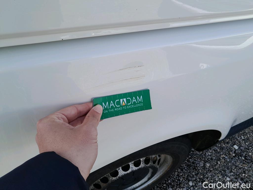  Land Rover  Discovery VOLKSWAGEN Transporter / 2020 / 4P / furgón Furgón Corto TN 2.0 TDI 110kW 4MO #2