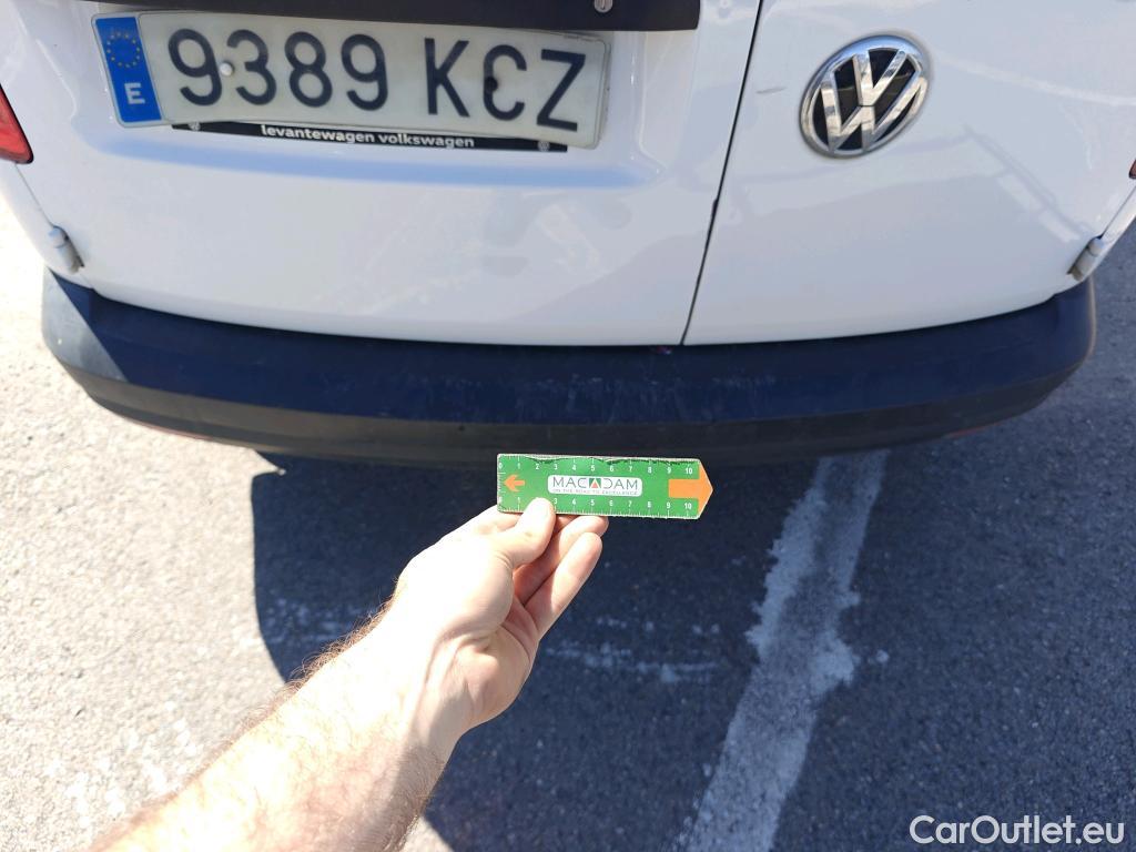  Volkswagen  Caddy VOLKSWAGEN  VU 4p 4G furgón derivado de t Profesional Furgón 2.0 TDI 55kW BMT #41