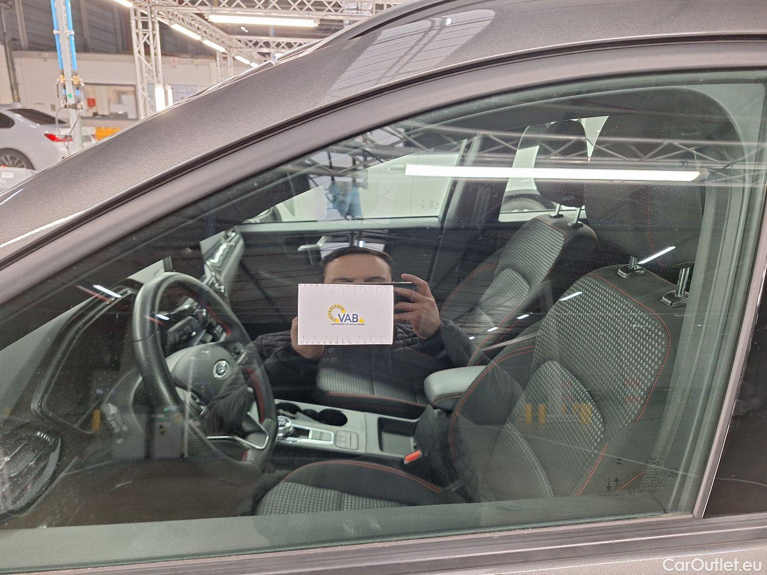  Ford  Kuga Ford,  '19 PHEV, Ford  2.5i PHEV Aut. 165kW ST-Line 5d #10