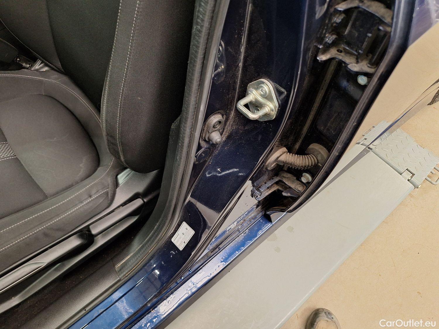  Honda  Civic Honda,  5d '17, Honda  1.6 i-DTEC Elegance 5d #43