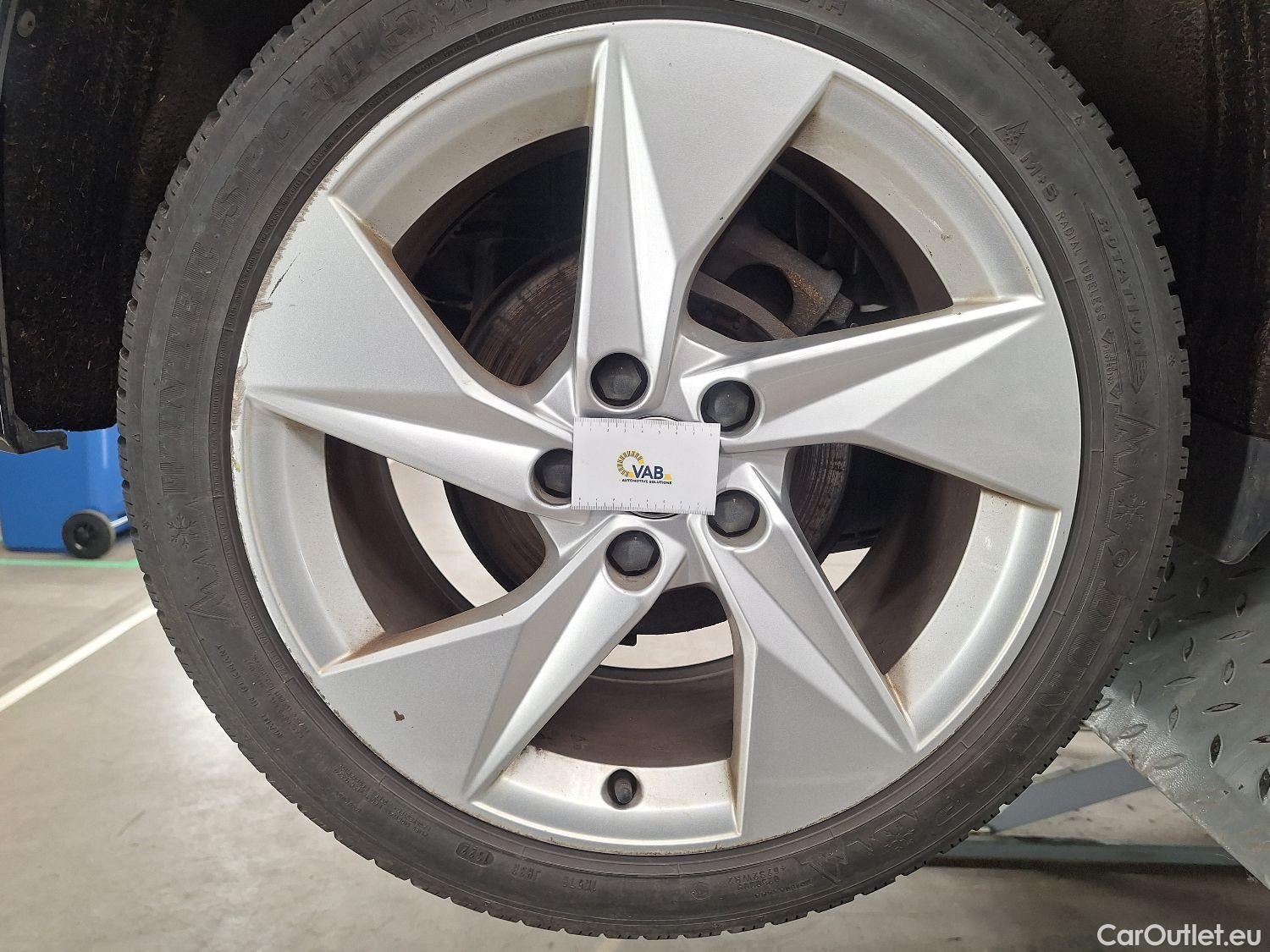  Audi  A3 Audi,  SB '20, Audi  Sportback 1.0 30 TFSi 81kW S tron. S Line  #46