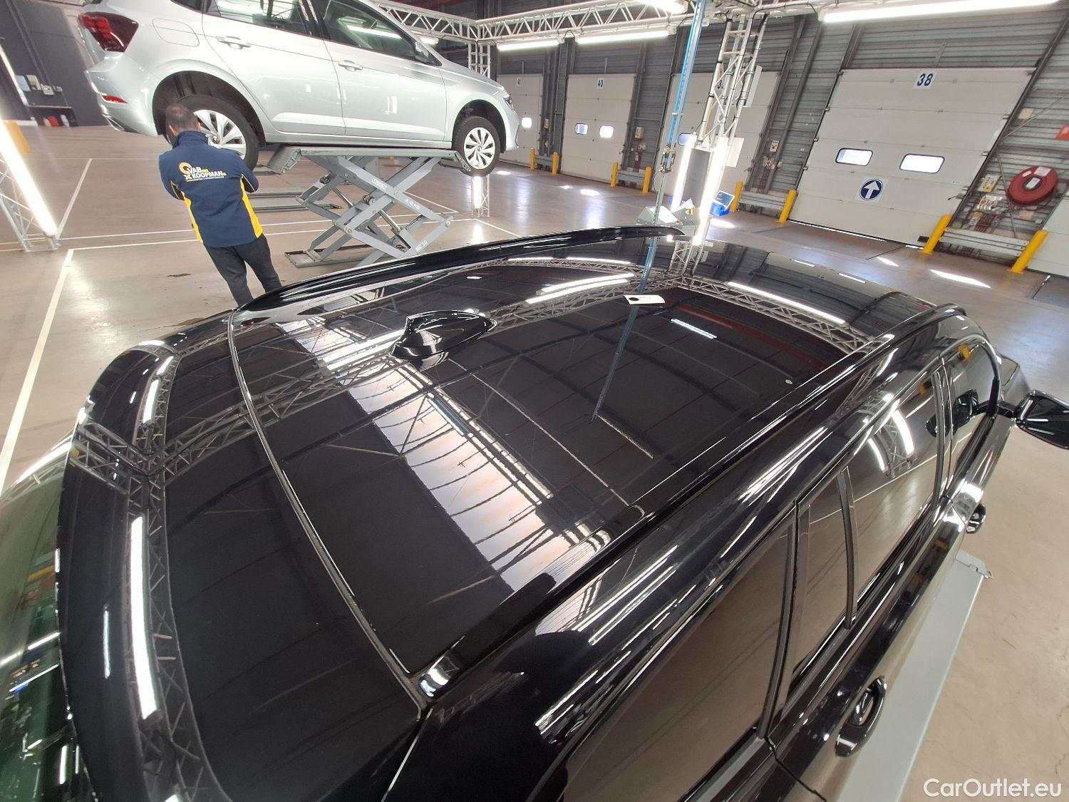  Bmw  Serie 3 BMW, 3-serie Touring '18, BMW 3 Reeks Touring 318dA (110 kW) 5d #24