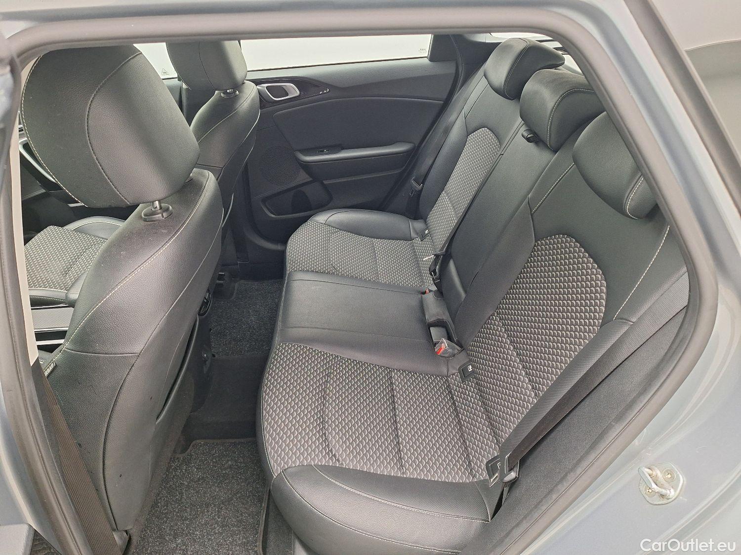  KIA  Cee'd Kia, Ceed SW FL'21, KIA  Sportswagon Pulse 1.6 CRDi 136 MHEV e-cl #32