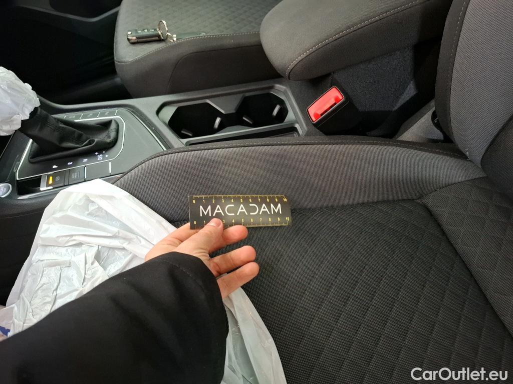  Volkswagen  Tiguan VOLKSWAGEN  / 2016 / 5P / SUV 1.5 TSI 150 EVO DSG7 Confortline Busines #7