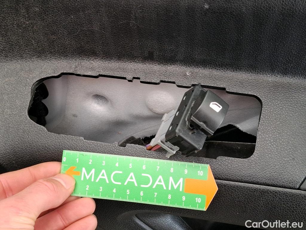  Citroen  Berlingo  Fourgon Club M 650 1.5 BlueHDi 75CV BVM5 E6dT #2