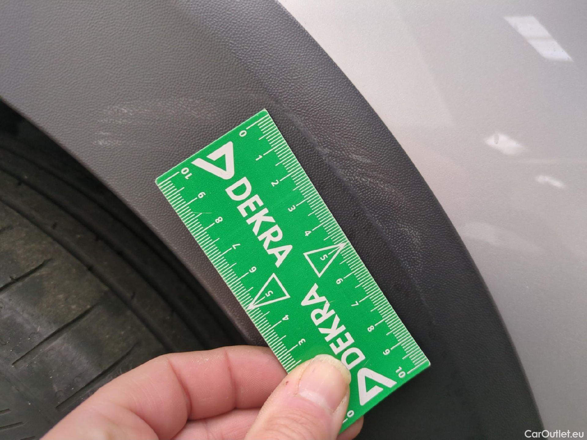  Volkswagen  Taigo VOLKSWAGEN  / 2021 / 5P / SUV 1.0 TSI 95 Life Business #2