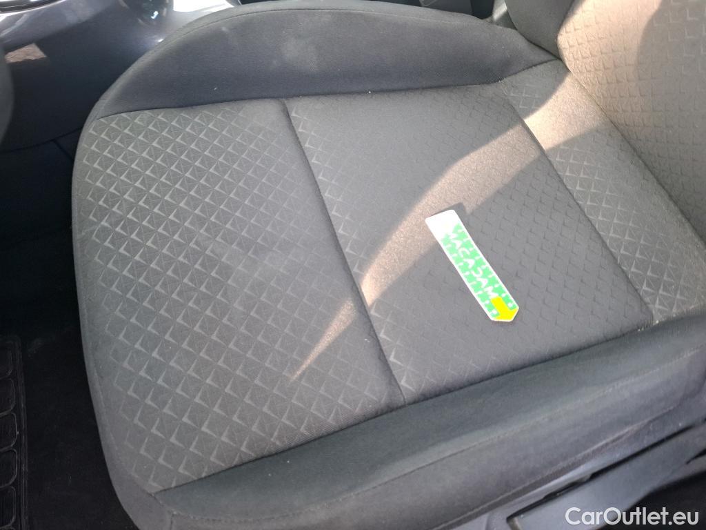  Nissan  Juke NISSAN  / 2019 / 5P / Crossover DIG-T 114 BVM6 Business Edition #4