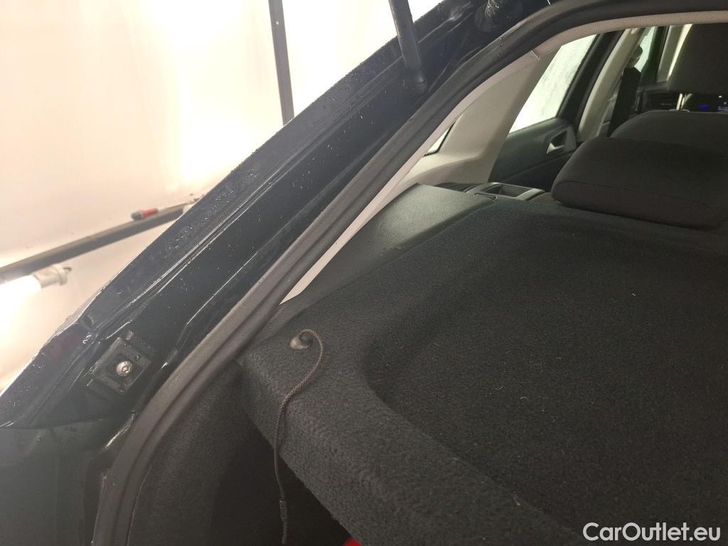  Volkswagen  Taigo  Life Plus 1.0 TSI 110CV BVA7 E6d #13