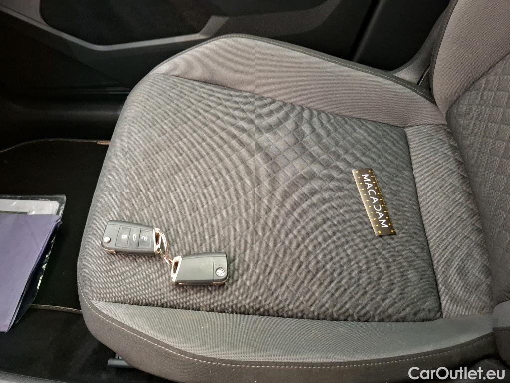  Volkswagen  Tiguan VOLKSWAGEN  / 2016 / 5P / SUV 1.5 TSI 150 EVO DSG7 Confortline Busines #5