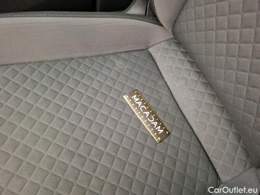  Volkswagen  Tiguan VOLKSWAGEN  / 2016 / 5P / SUV 1.5 TSI 150 EVO DSG7 Confortline Busines #6