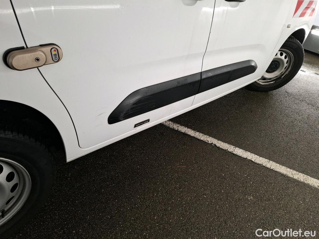  Citroen  Berlingo  Fourgon Worker M 1000 1.2 PureTech 130CV BVA8 E6d #15