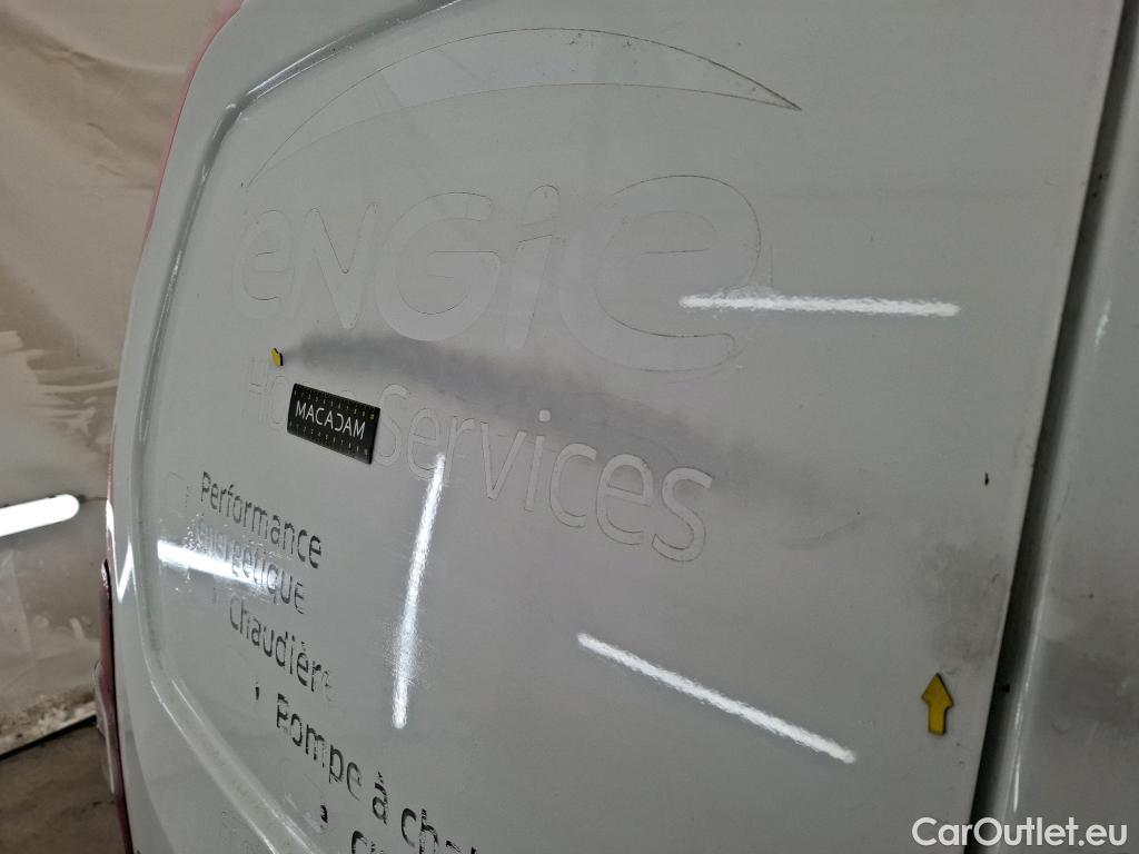  Citroen  Berlingo  Fourgon Club M 650 1.5 BlueHDi 75CV BVM5 E6dT #25