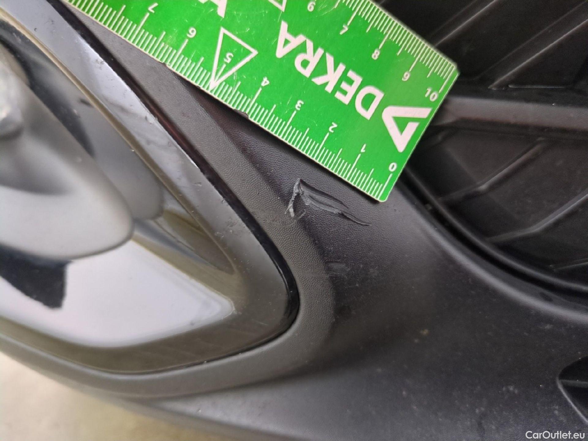  Citroen  C4  X Feel Pack 1.2 PureTech 130CV BVA8 6E #8