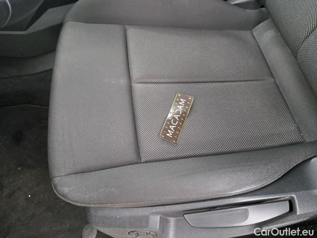  Audi  A3 AUDI  Sportback / 2020 / 5P / Berline 40 TFSI e 204 S Tronic Business Line #44