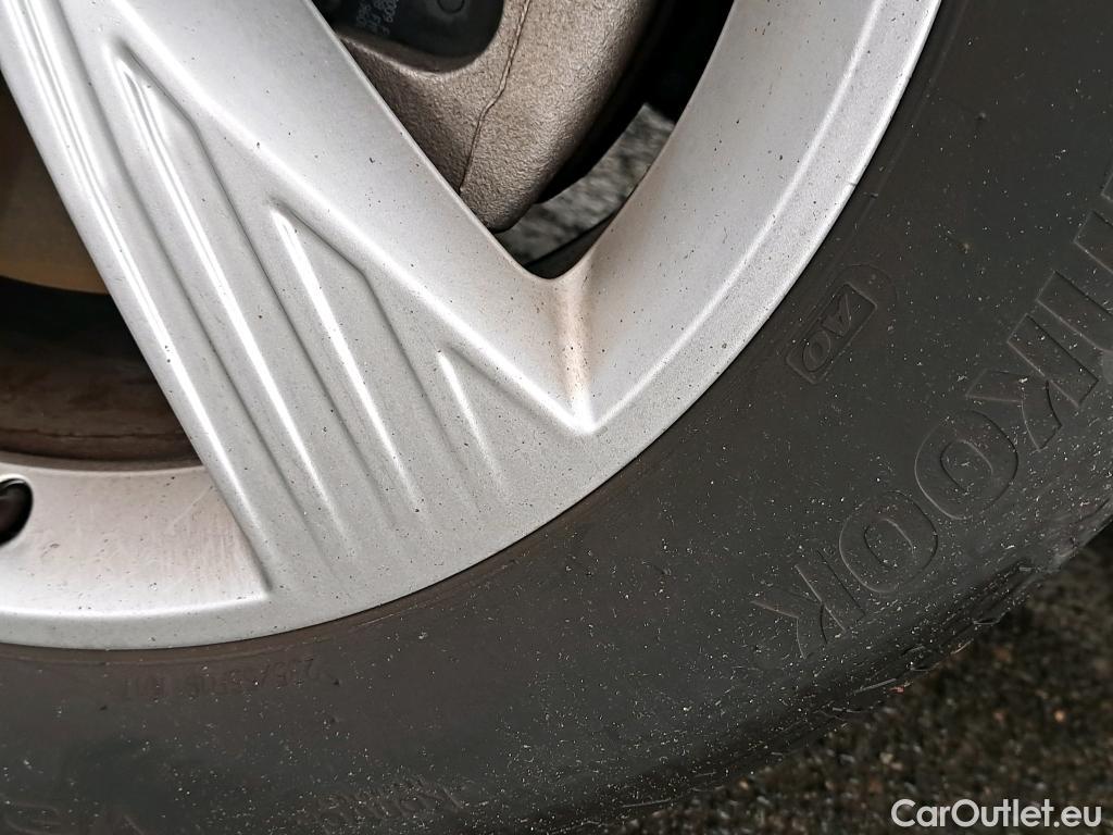  Audi  Q4 E-Tron  45 e-tron Design #15