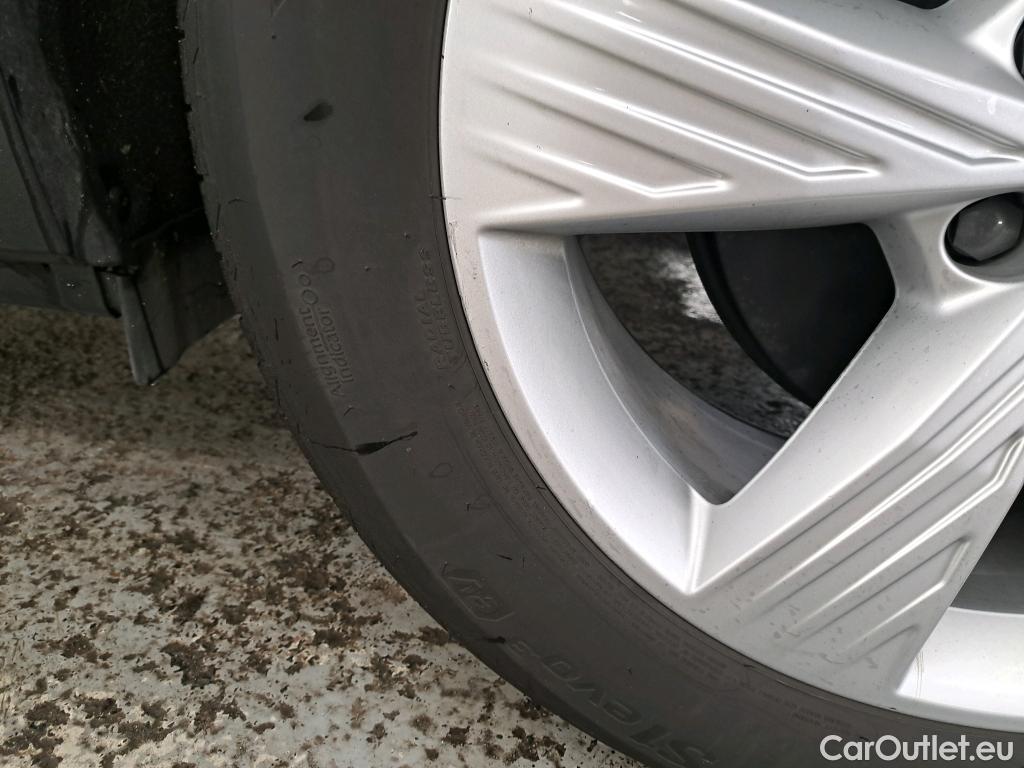  Audi  Q4 E-Tron  45 e-tron Design #10