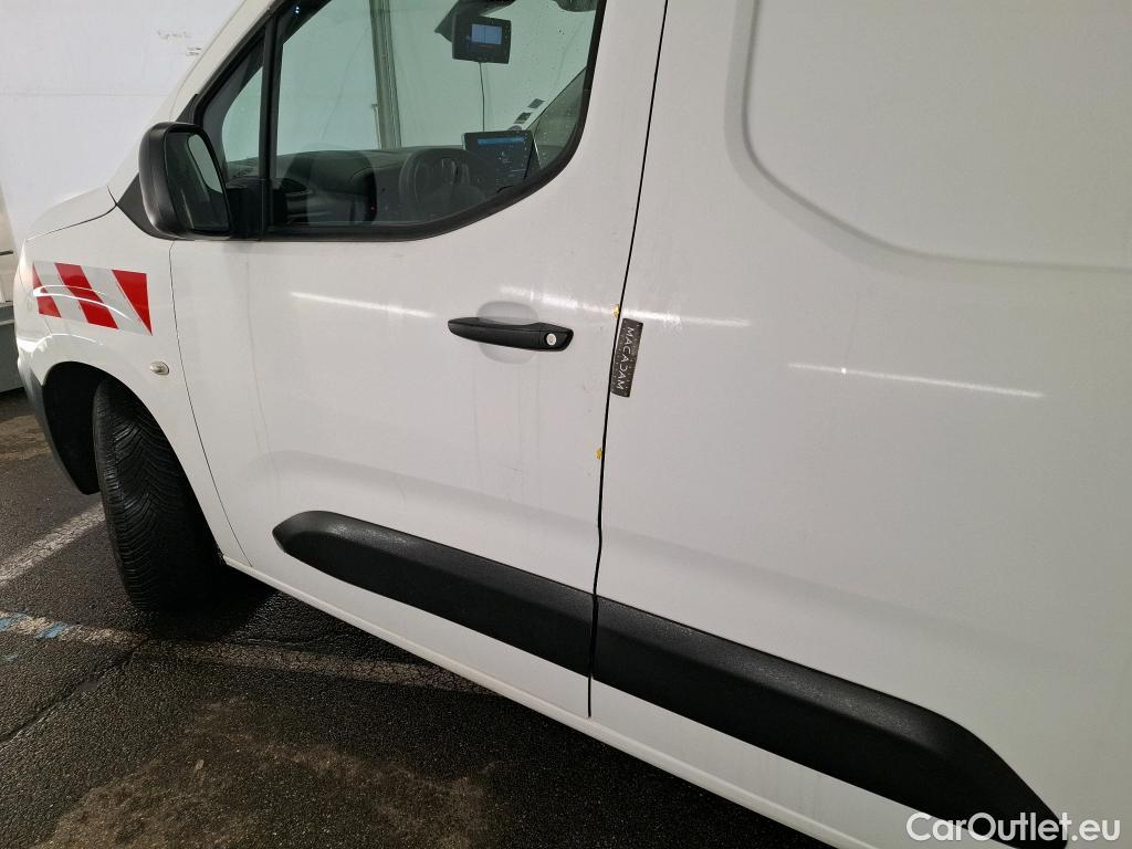  Citroen  Berlingo  Fourgon Worker M 1000 1.2 PureTech 130CV BVA8 E6d #9
