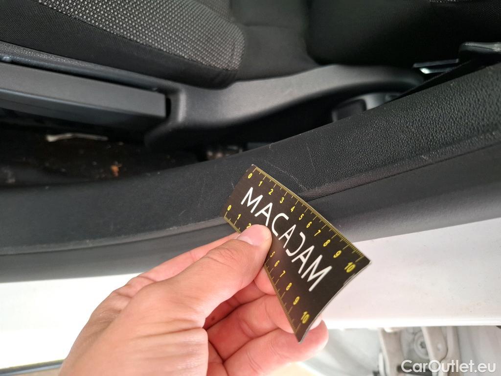  Citroen  C3  Feel 1.2 PureTech 80CV BVM5 E6 #28