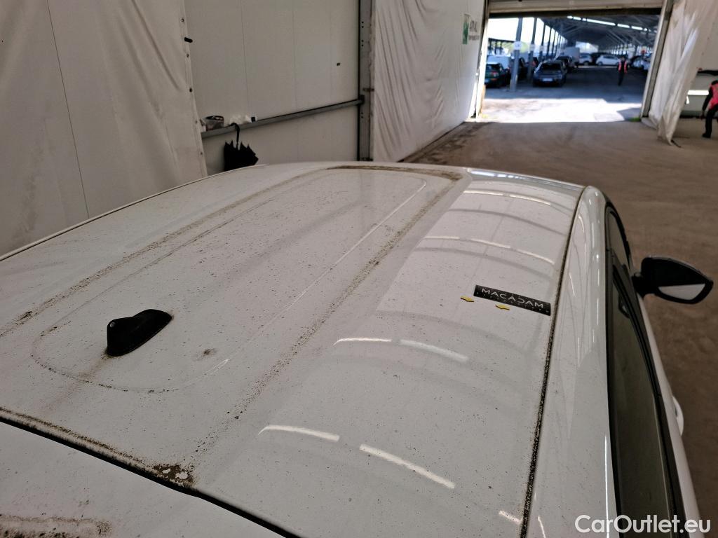  Citroen  C3  Feel 1.2 PureTech 80CV BVM5 E6 #33