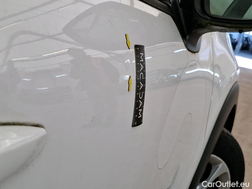  Citroen  C3  Feel 1.2 PureTech 80CV BVM5 E6 #32