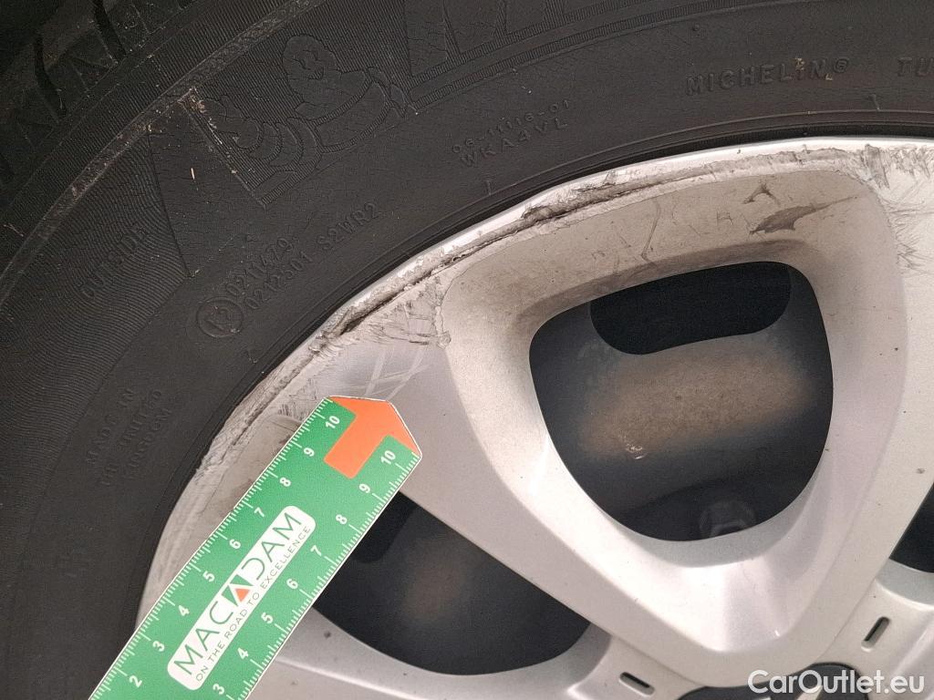  Citroen  C3 CITROEN  / 2016 / 5P / Berline PureTech 82 S&S BVM Feel Business #10